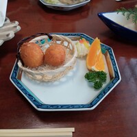 札幌 かに本家 札幌駅前本店 - カニコロッケ
