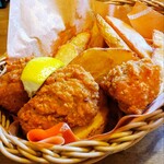 珈琲所コメダ珈琲店 - 《ポテチキ》税込￥570❣