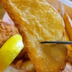 珈琲所コメダ珈琲店 - デカ❗笑　食べごたえあり〜❣