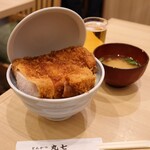 とんかつ 丸七 - 焼きカツ丼（上）　　¥1.800 