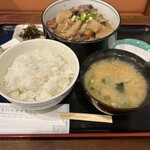 たいら食堂 - 熊肉煮定食