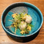 ザ・ニューワールド - つぶ貝と里芋の旨煮