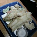 蕎麦屋 にこら - 穴子と堀川ごぼうの天ぷら