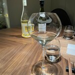 エスピス - 白ワインをグラスで