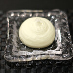 Élan - ランチコース 5832円 の発酵ホイップバター