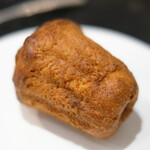 Élan - ランチコース 5832円 のパン1品目 ブリオッシュ