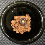 Élan - ランチコース 5832円 のカヌレ・ド・ボルドー ビターチョコレートのコーンフレーク