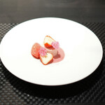 Élan - ランチコース 5832円 の有機栽培イチゴのひのひかり フロマージュブラン