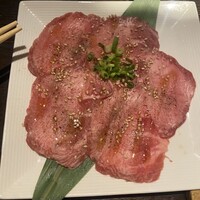 老舗精肉店直送 千種焼肉 飛騨牛の奴隷 千種店 - 