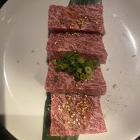 老舗精肉店直送 千種焼肉 飛騨牛の奴隷 千種店 - 