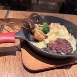 CHEESE KITCHEN RACLER - ラクレットチーズとろーりステーキ