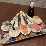 田町にセンバネ - レンゲ鮨5種盛り¥1,078