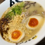 博多ラーメン　膳 - メニュー:ニンニクコク味ラーメン ¥480(税込)