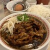 肉汁麺ススム - もやしとネギが乗ってます