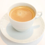 レストランひらまつ レゼルヴ - ランチコース 4104円 のコーヒー