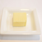 レストランひらまつ レゼルヴ - ランチコース 4104円 のバター