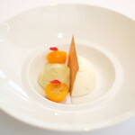 レストランひらまつ レゼルヴ - ランチコース 4104円 の金柑のヌガー・グラッセ ピスタチオのムースリーヌ