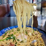 洋麺屋五右衛門 - 基本は箸で食べますが、お願いすればフォークとスプーンも用意してくれます。