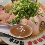 元町家 - 超濃厚スープ