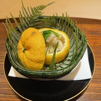 室町 唯 - 