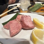 Sumibiyakiniku Kida - 