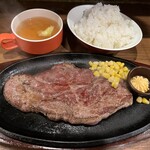 すてーき亭 高円寺店 - ビッグステーキ240gご飯食べ放題で¥1375