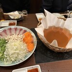 おいしい寿司と活魚料理 魚の飯 - 