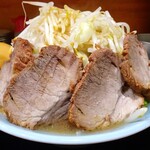 ラーメン 盛太郎 - チャーシュー麺1,000円（野菜マシマシ、うす味）