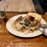 パラダイス ピザ - ギアラ煮込サルサベルデ