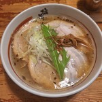 塩元帥 - 天然塩ラーメン＋チャーシュートッピング