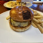 Burger Revolution Tokyo Wine & Bar - 