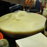 イルクオーレ ピアットスズキ - ラスパドゥーラチーズ