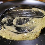 イルクオーレ ピアットスズキ - 子羊ランプ肉とジャガ芋の粒マスタードクリームソース