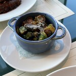 MAISON MARUNOUCHI - 鶏ローストチキンに添えられたベジタブル