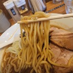 麺処 玖 - 中太縮れ麺