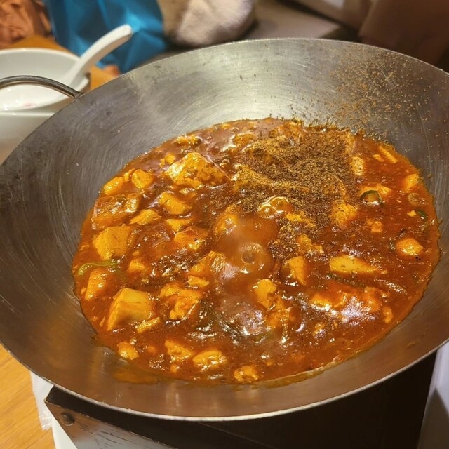 Shanghai Tanpao Shokan Tokushige Hiruzu Uoku Ten photo 5