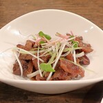 トリワイン ＰＩＫＯＳＨＨＨＵ - ずり皮のしくれ煮