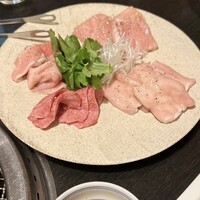 焼肉 しんうち 神楽坂 - 