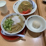 Tenka Ippin - ミニサイズのこってりラーメン