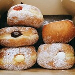 Ｃｈｅｒｂｕｃ Ｄｏｎｕｔｓ - 