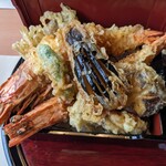 味処みずほ - 大きな海老天×2・野菜天×7