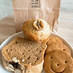 きょうのおやつとコーヒー - バナナマフィン・珈琲ケーキ・はちみつクッキー