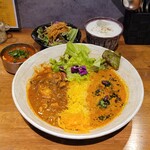SPICY CURRY 魯珈 - 