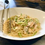 ピッツエリアバール　CACTUS　D'ORO - ・ノルウェー産サーモンと小松菜のトマトクリームソース　生パスタ（乾麺に変更）