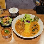 SPICY CURRY 魯珈 - 