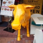 Butter - 何故か店先には牛が＠＠