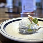 ノムカ+cafe - ◆デザートは「林檎のアイス」と「クッキー」。手作り感があり美味しい。