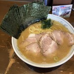 横浜家系ラーメン 中島家 - 