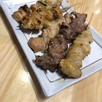 東京新橋達磨酒場 - 焼き鳥盛り合わせ