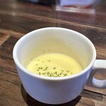 ノムカ+cafe - ◆コーンスープ・・前回よりもさらに量が少ないですね、もう少し量が欲しいところ。